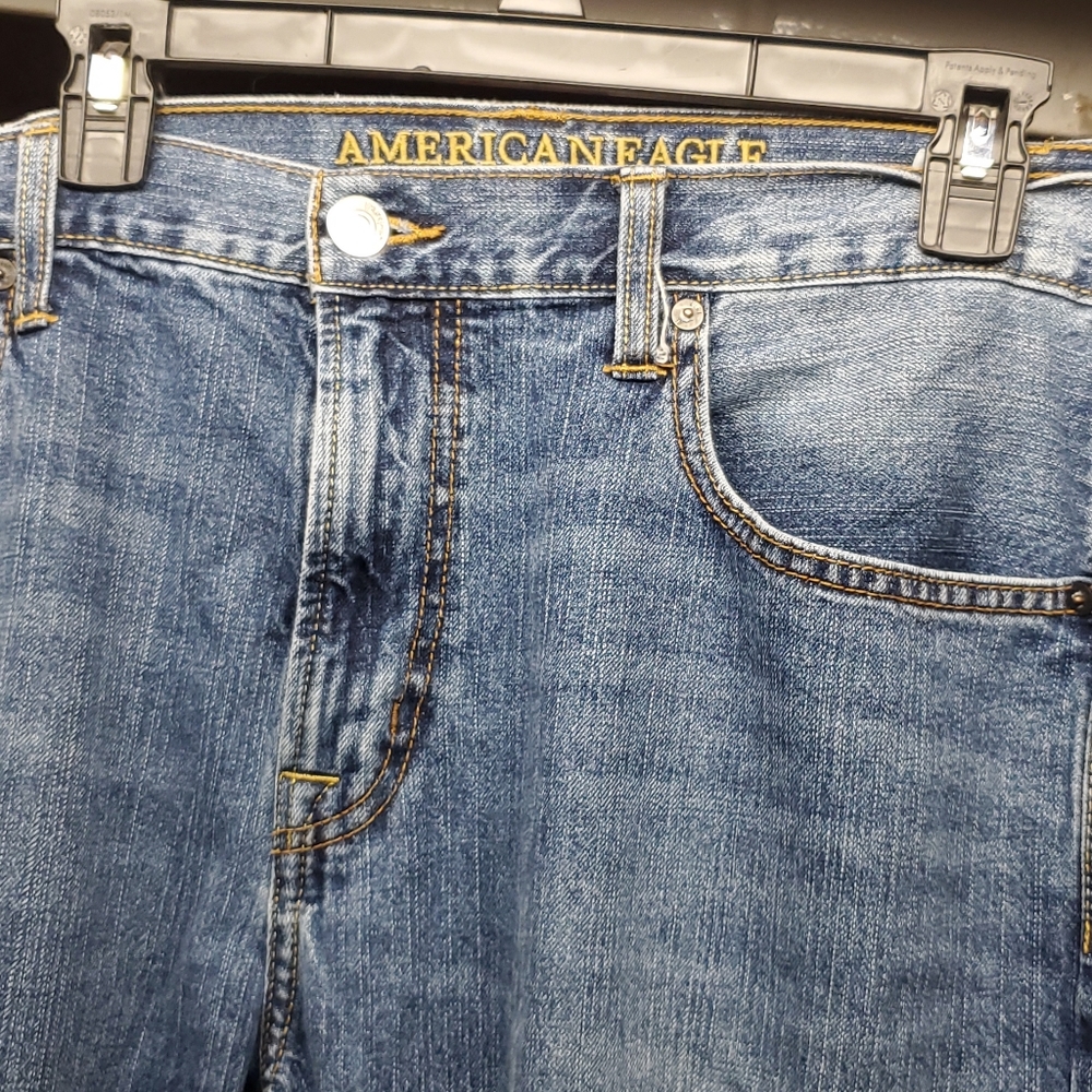 American Eagle Outfiter Jeans